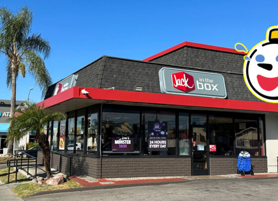 jack in the box closures